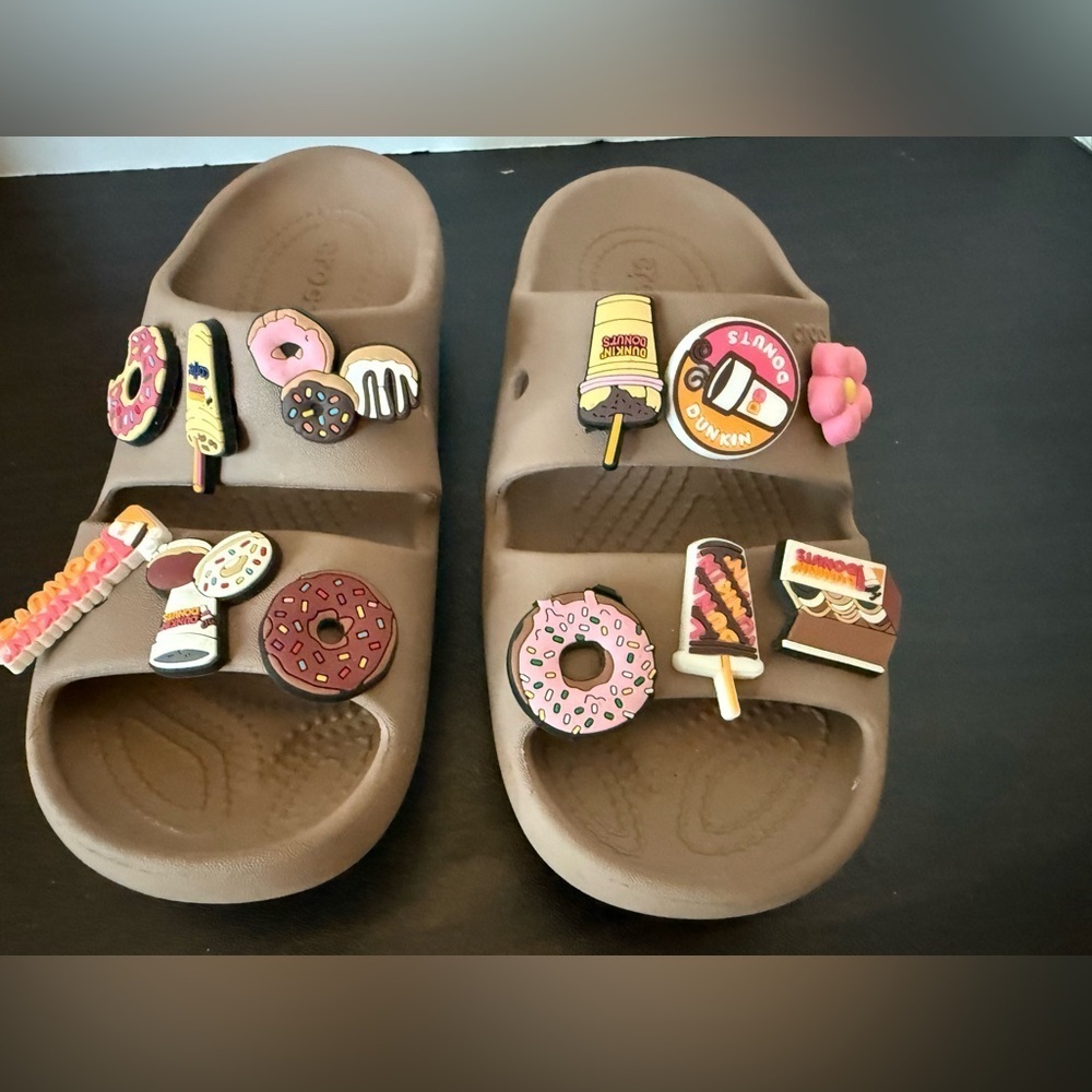 CROCS womens “Dunkin” slides womens size 6 worn once